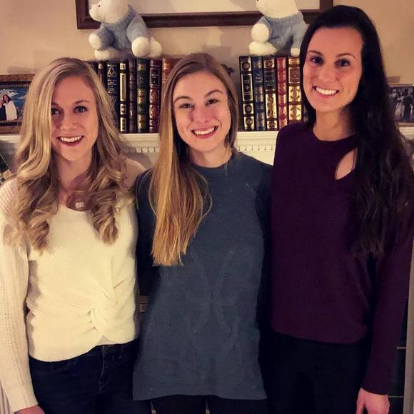 Meet your Posher, Mary - Picture 1 of 2